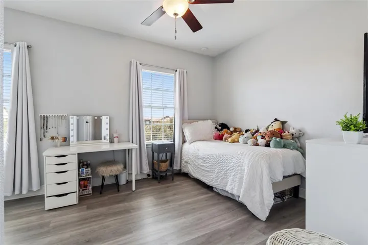 Second bedroom