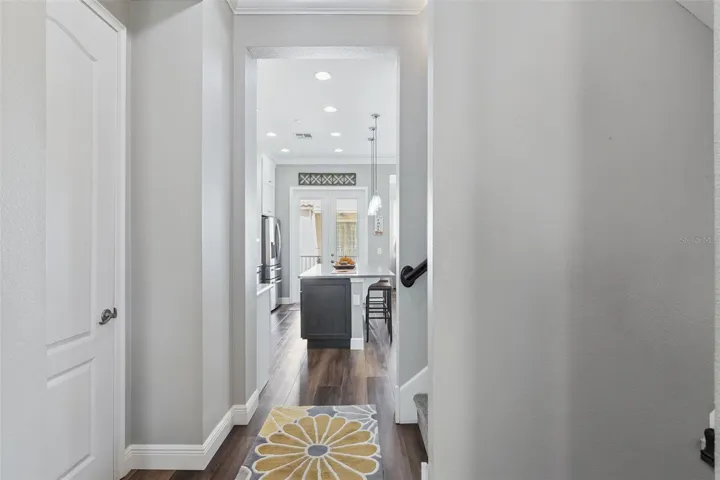 Kitchen entry