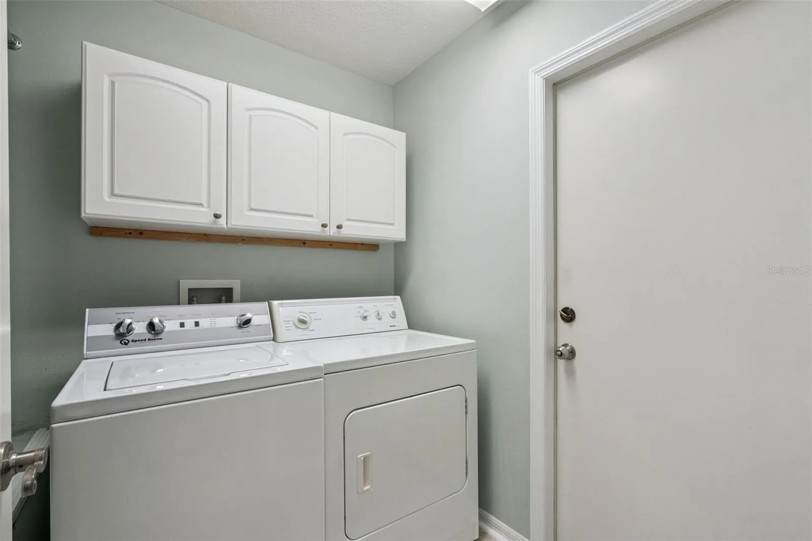 Laundry room to garage