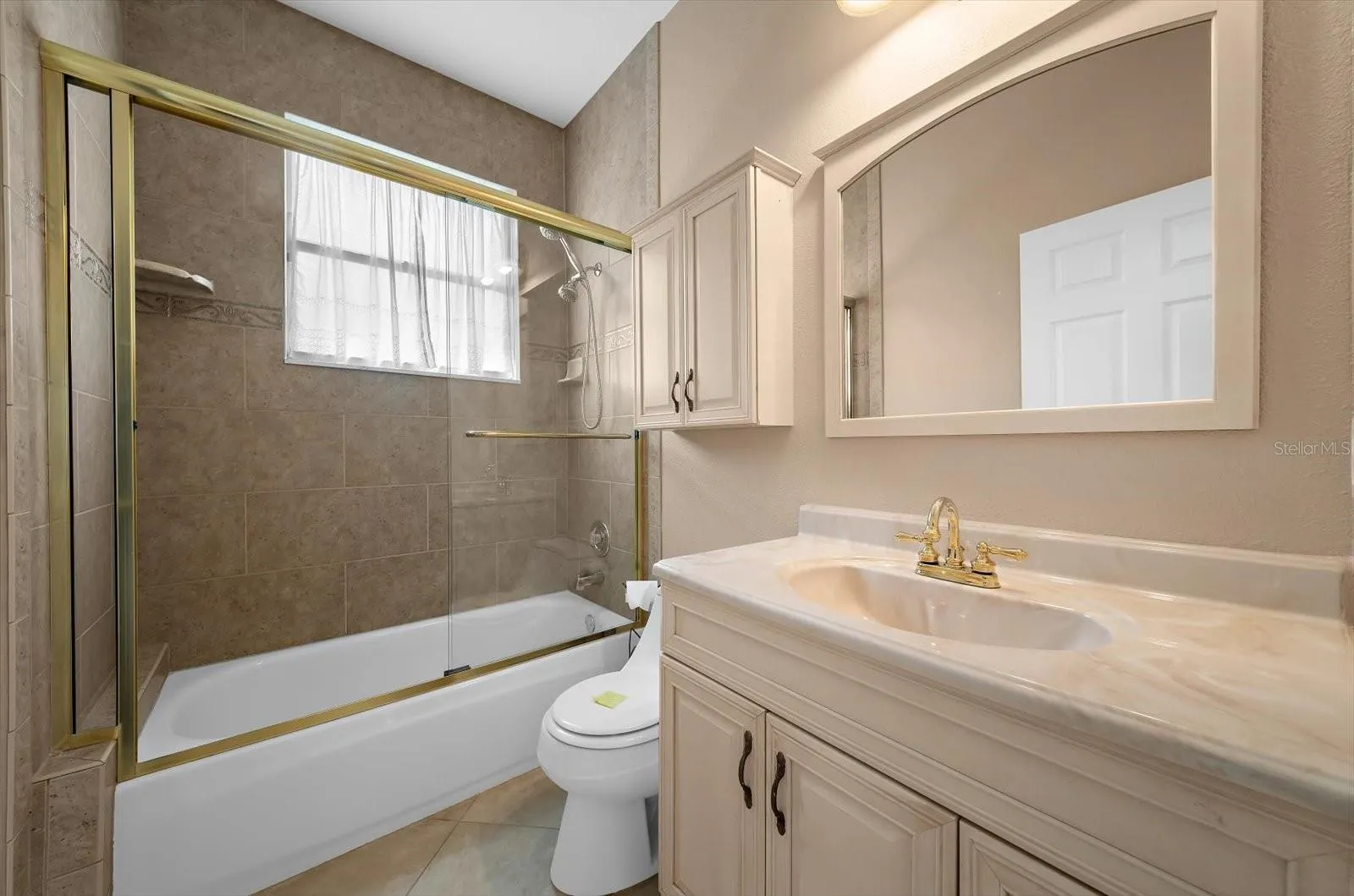 2nd Bathroom