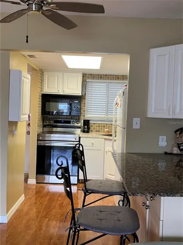 Kitchen / Dining Combo
