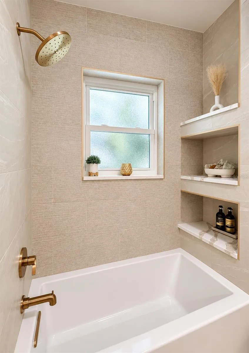 Jack & Jill Bath/Shower With Built In Shelving