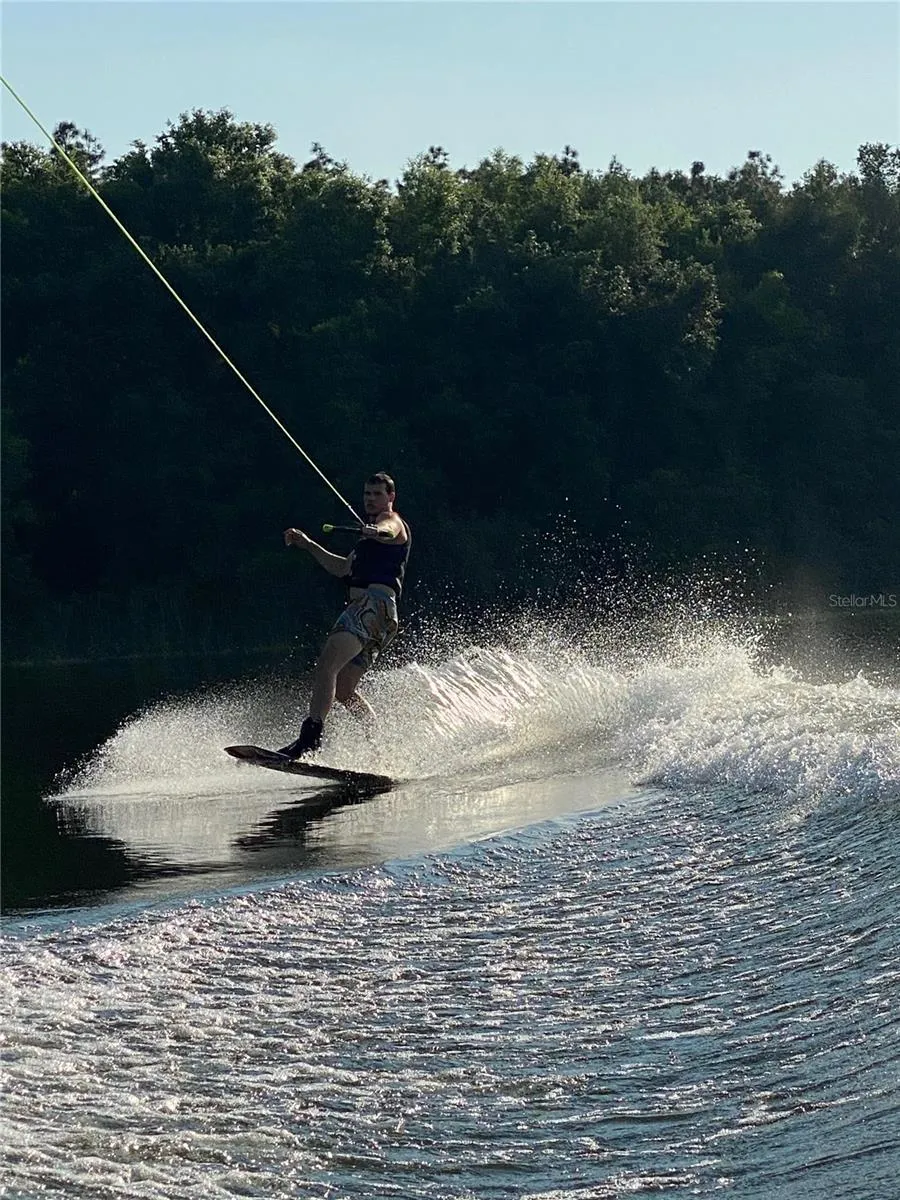 Boat, Ski, Play