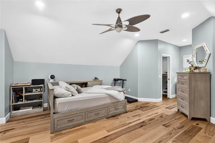 Upstairs Bedroom with Walk-In Closet & Ensuite Bathroom