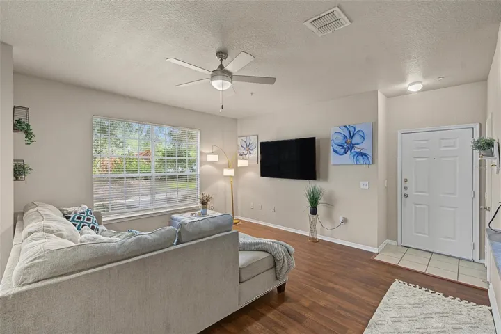 Large Open Living Room - 13123 Sanctuary Cove Drive - Unit 104