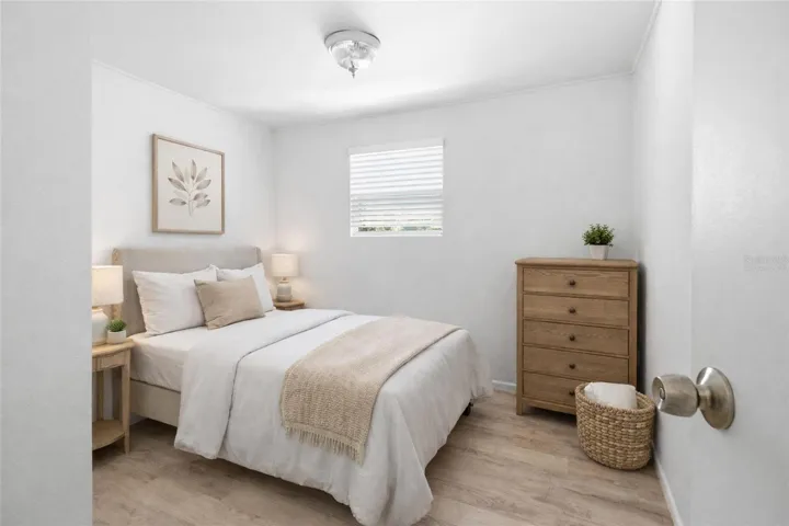 Guest Room virtually staged