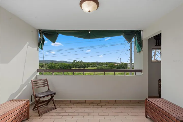 Balcony with view to the golf course