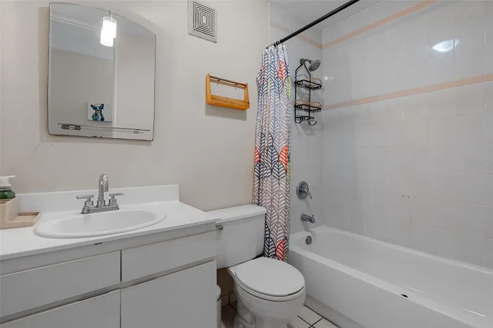 2nd Bathroom