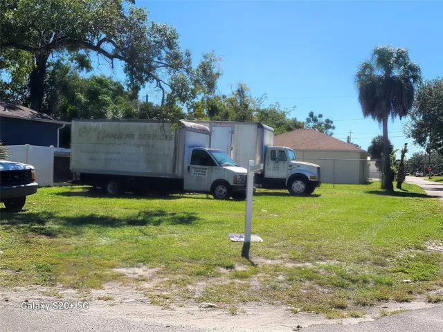Corner of 25th St &amp; 29th Ave  49'