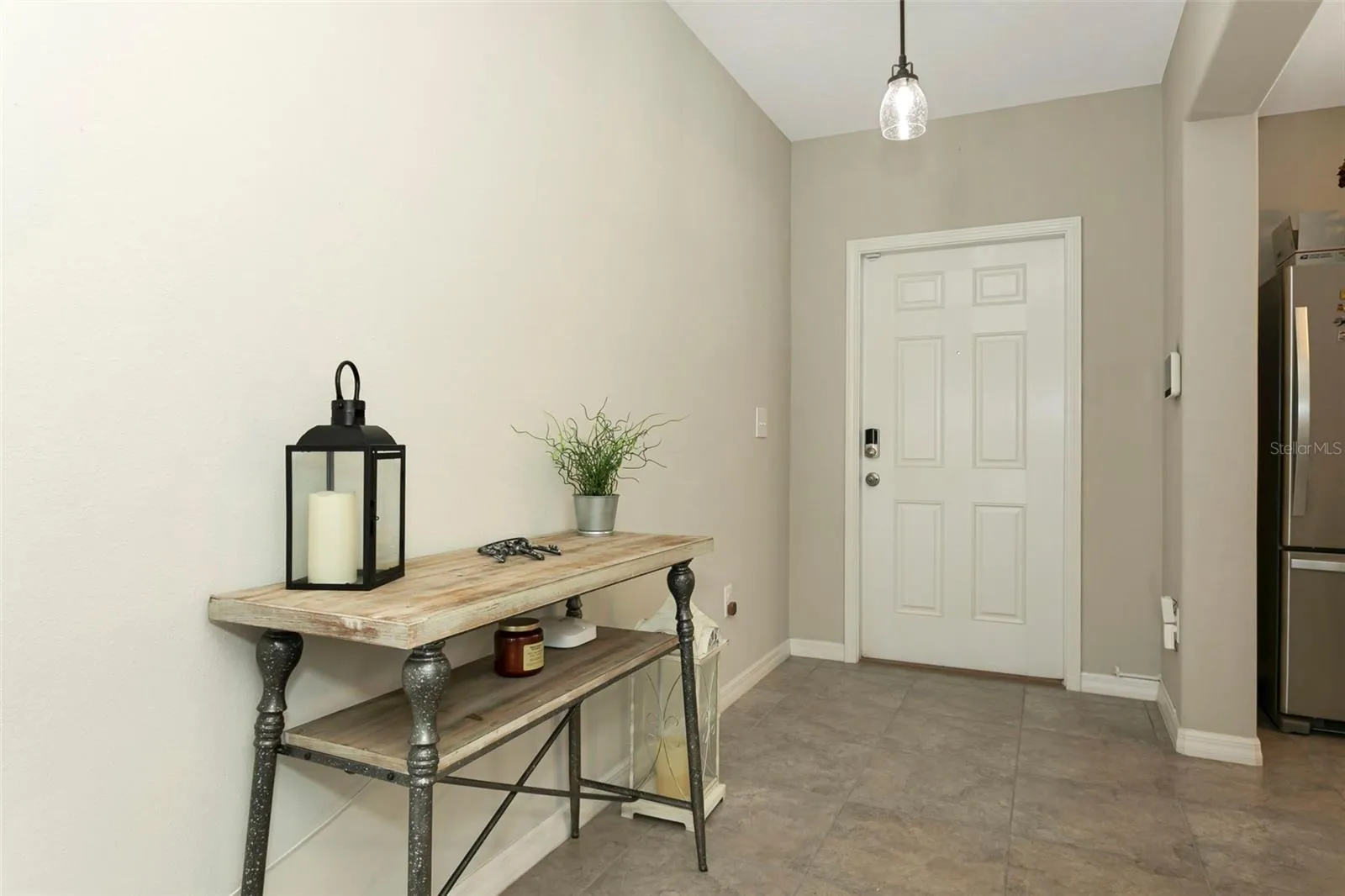 Front foyer / Entry