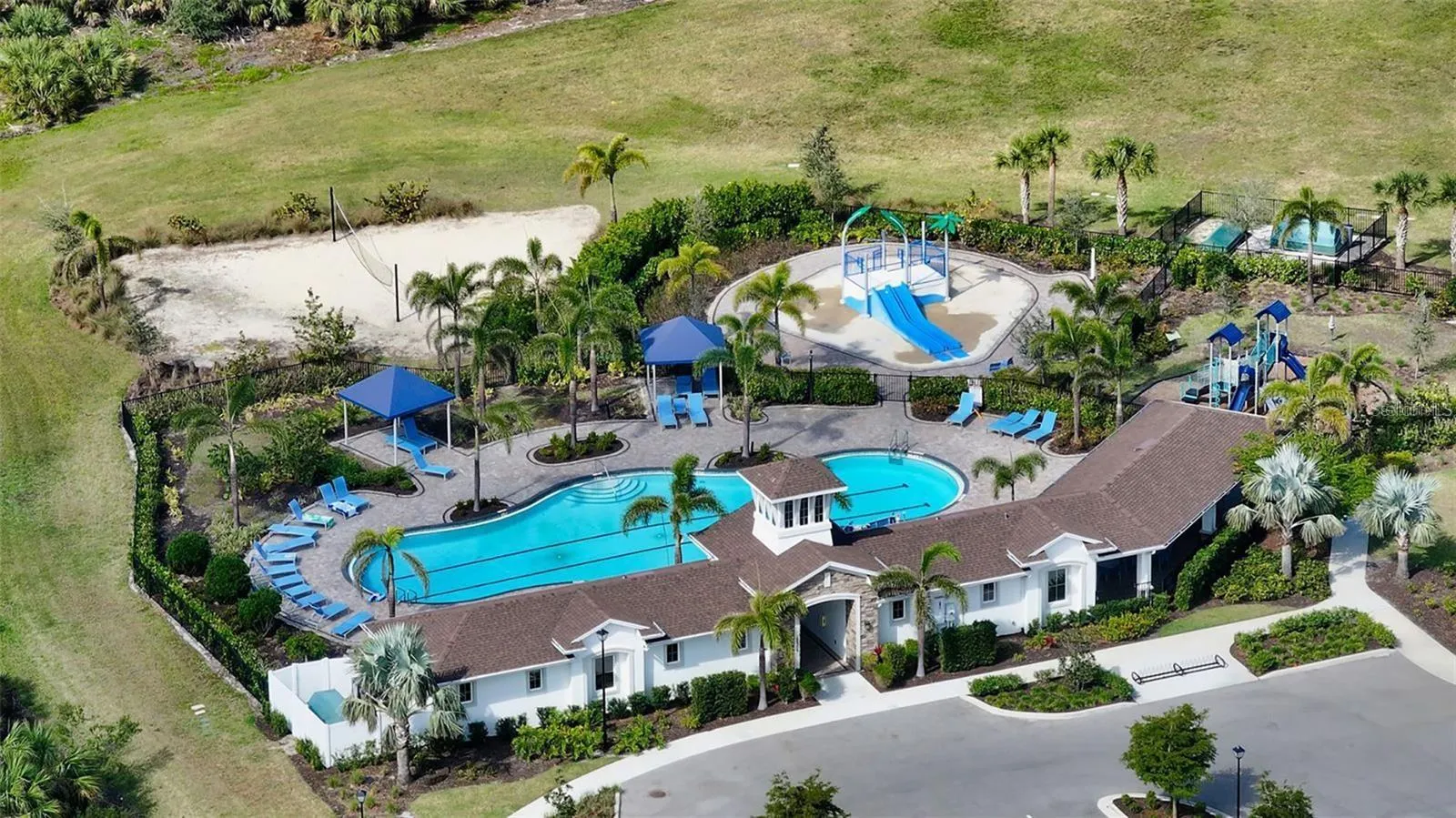 Community pool