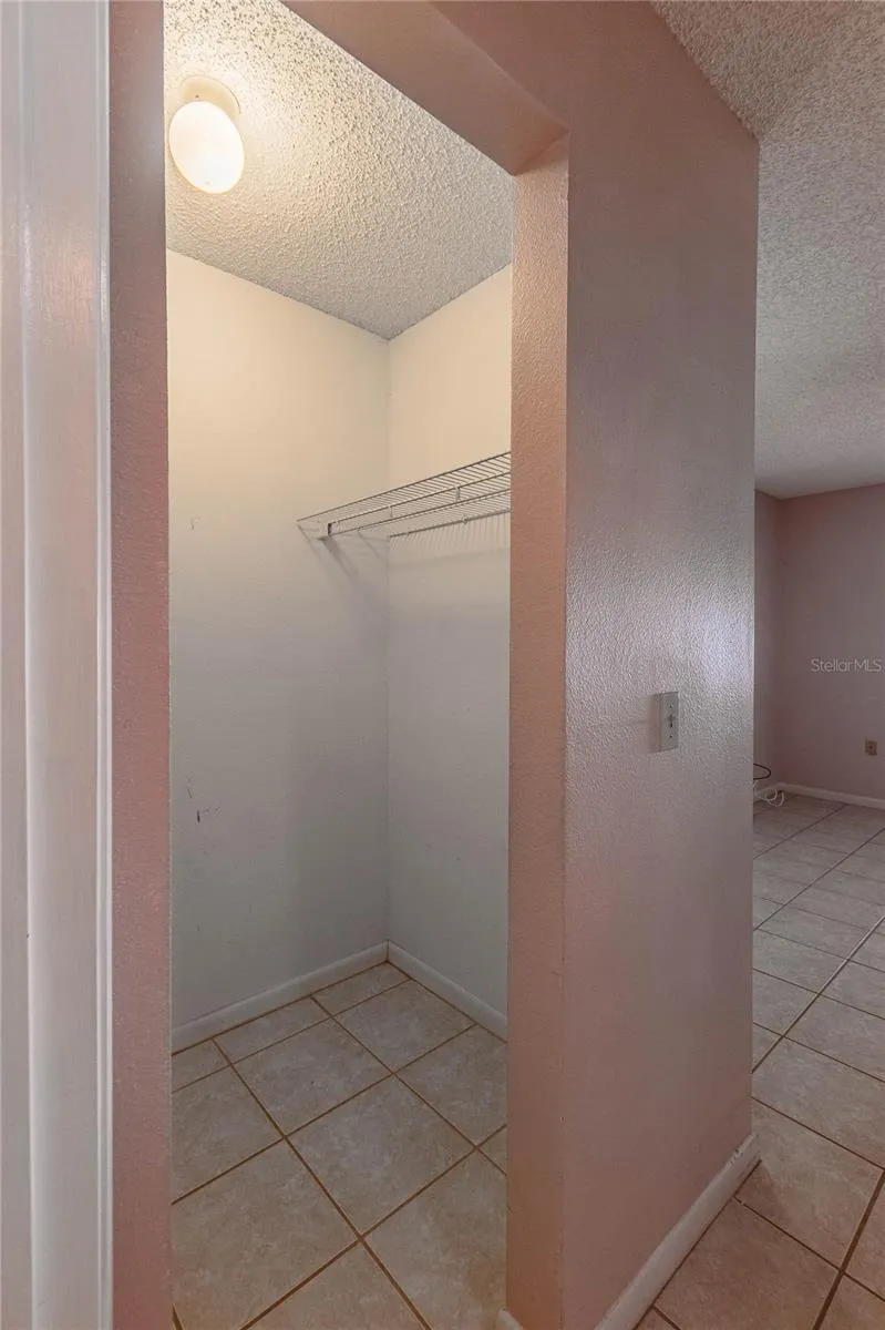 primary closet 1