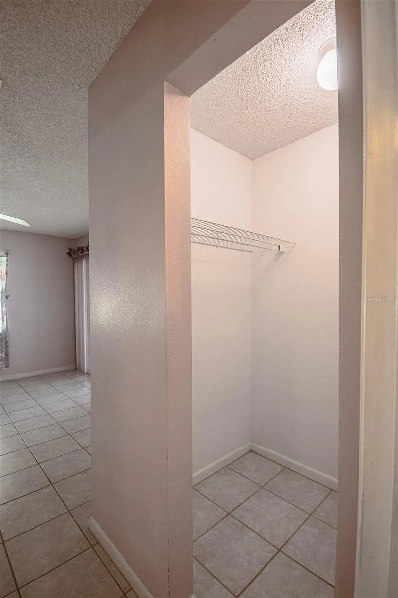 primary closet 2