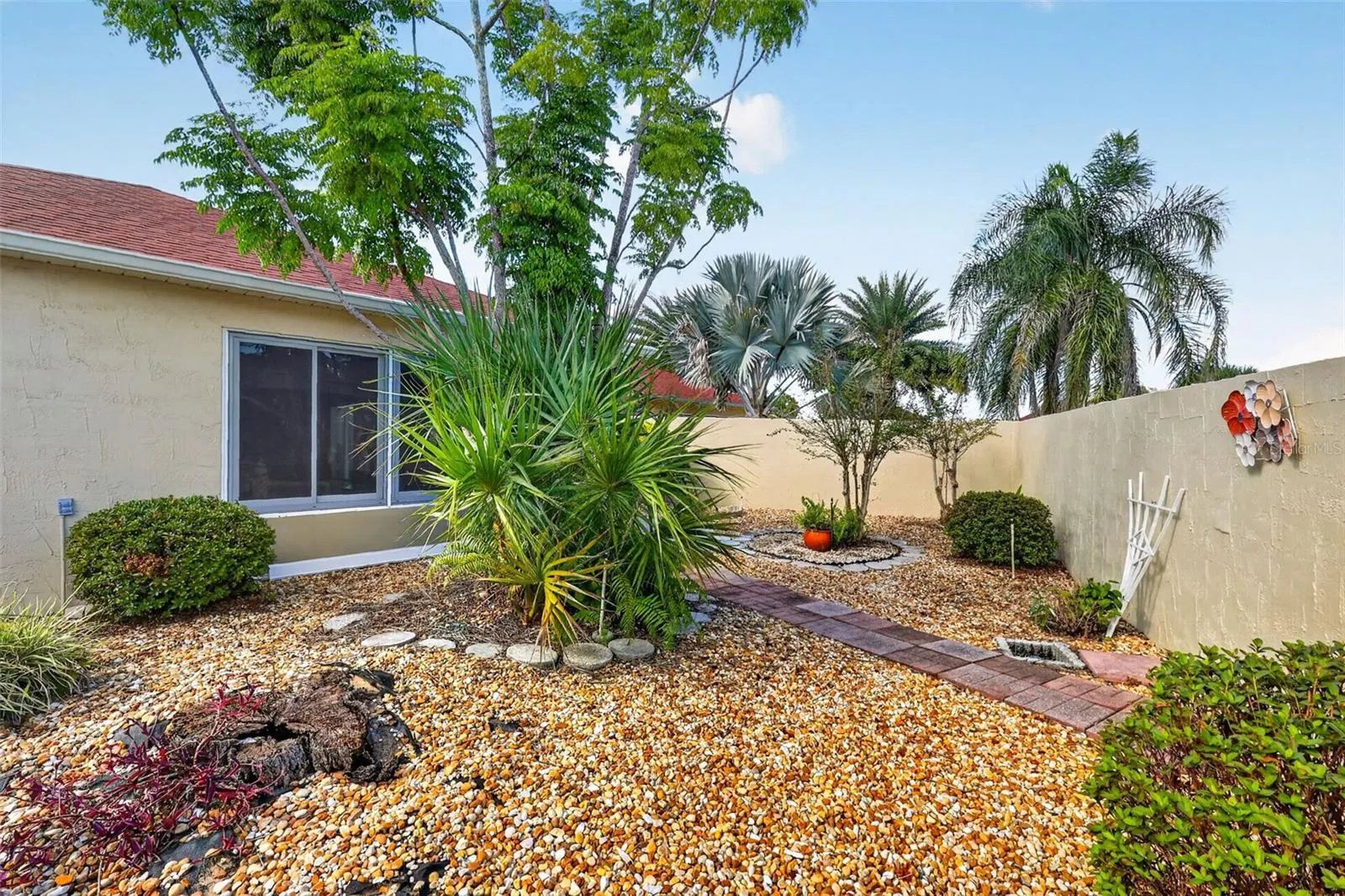 Rear Stoned Yard- NO GRASS!
