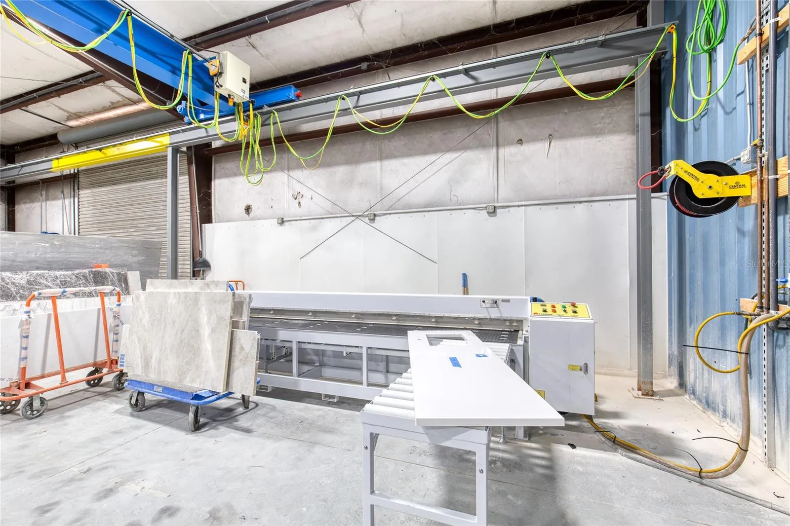 Stoneworks Crane