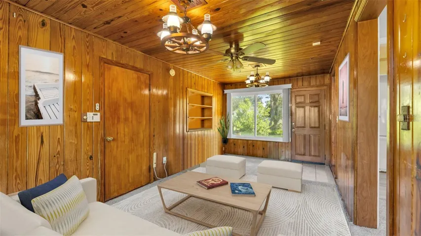 Virtually staged