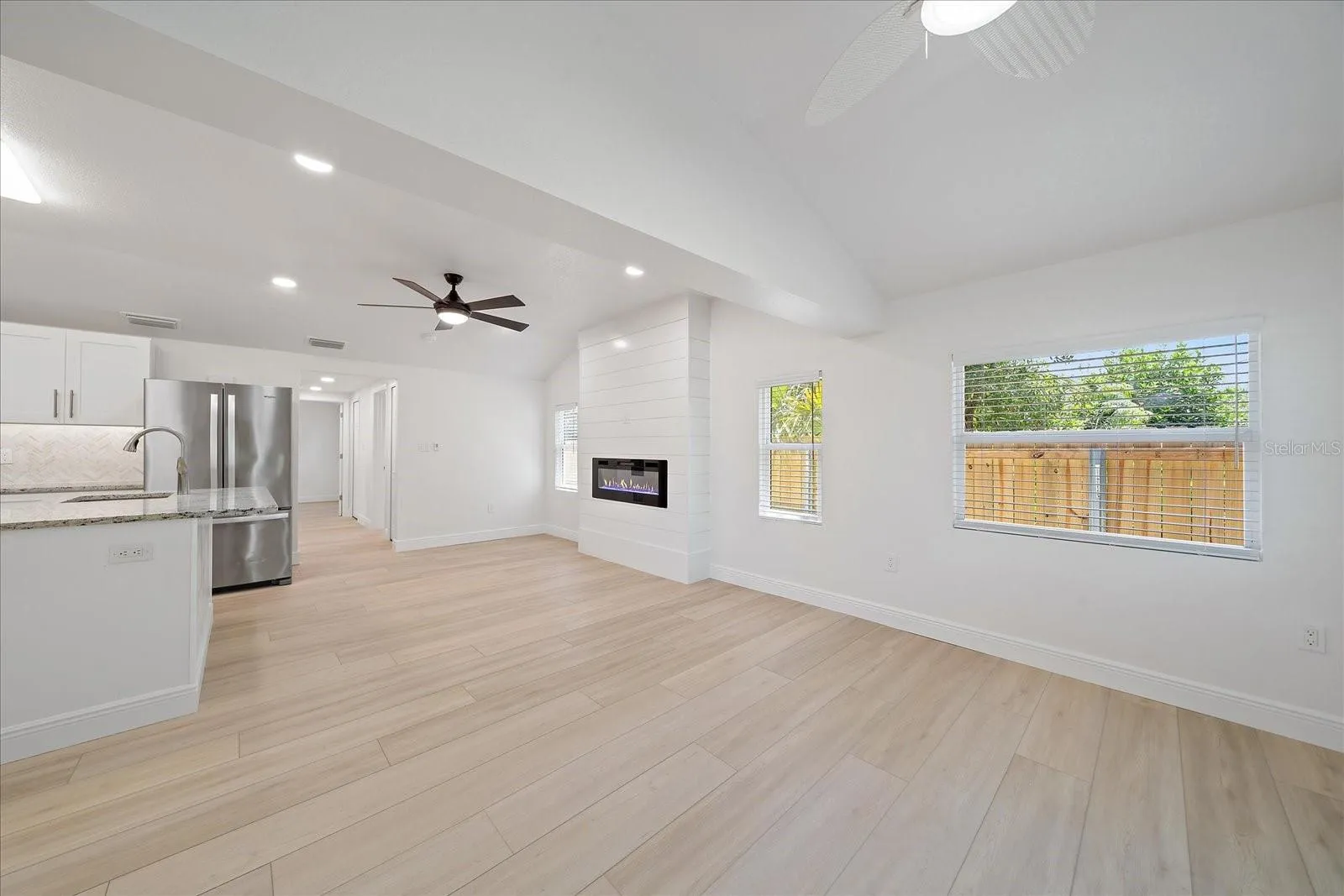 Living room/ sitting area