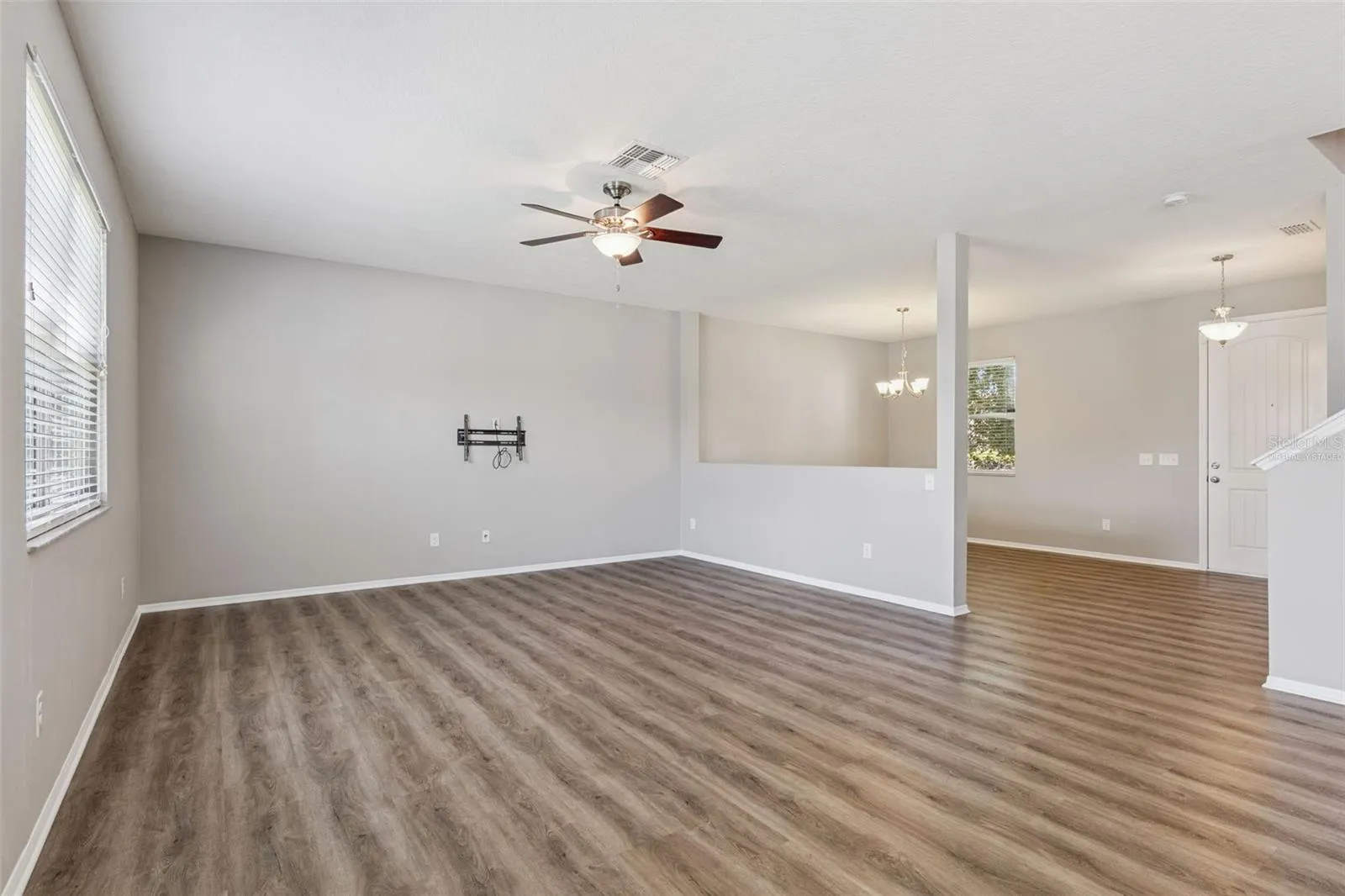 Virtually staged breakfast nook & kitchen