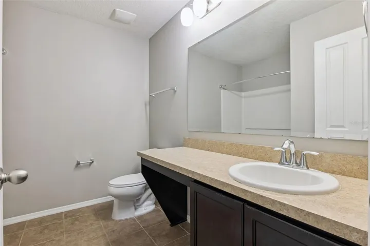 2nd floor hallway bathroom
