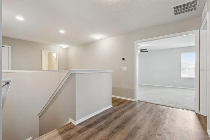 2nd floor loft area