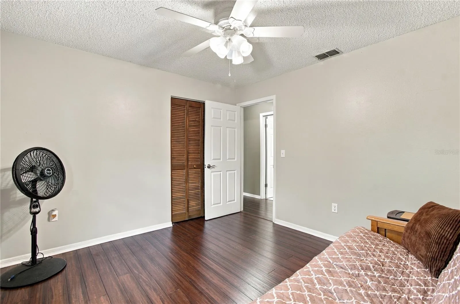 Guest Bedroom 1