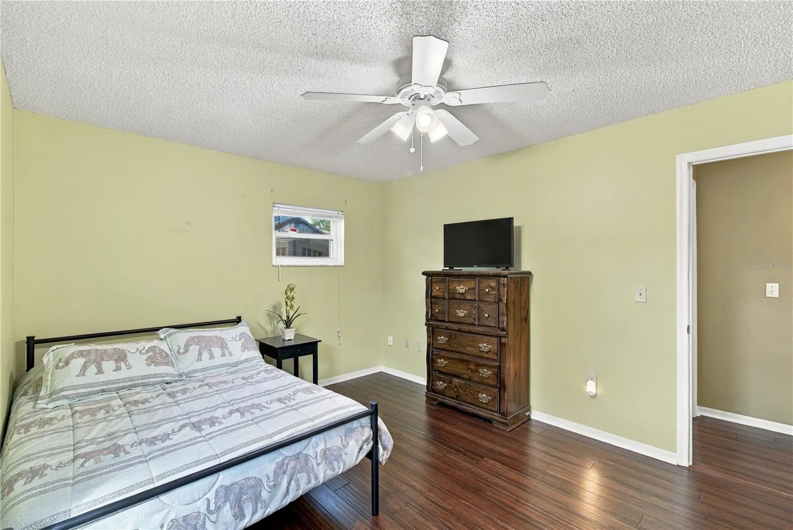 Guest Bedroom 2