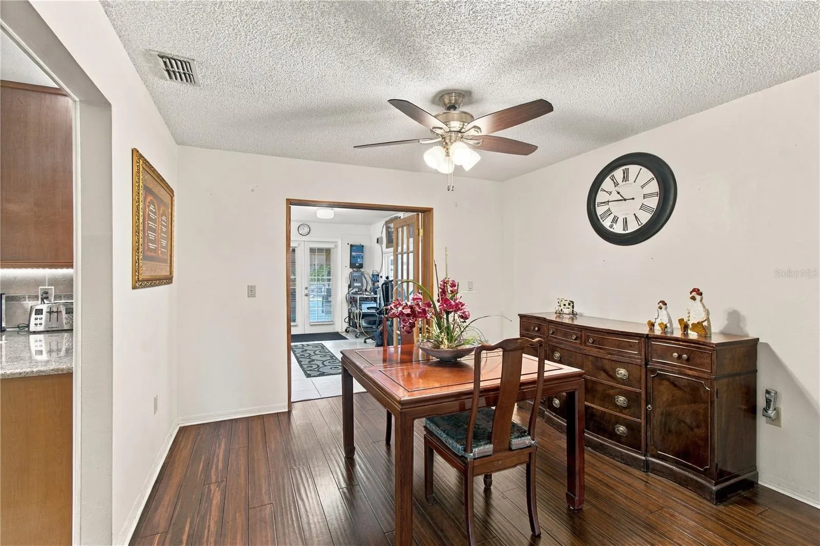 Stella Formal Dining Room