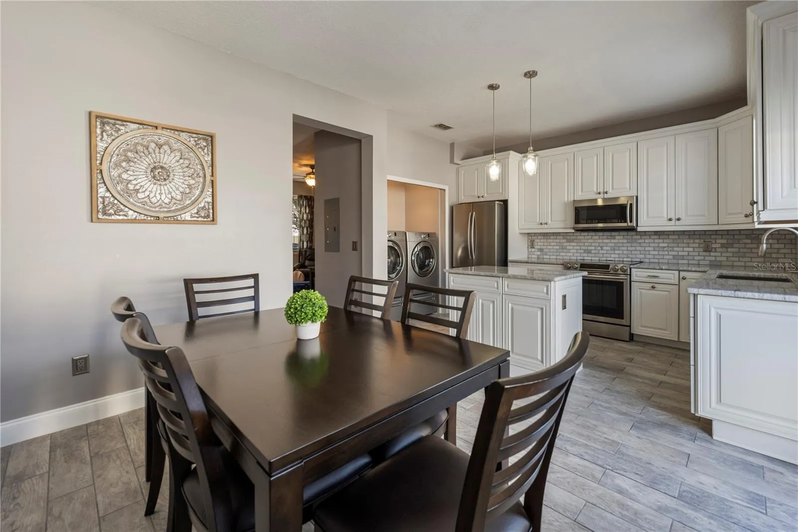 Kitchen with Dinette space