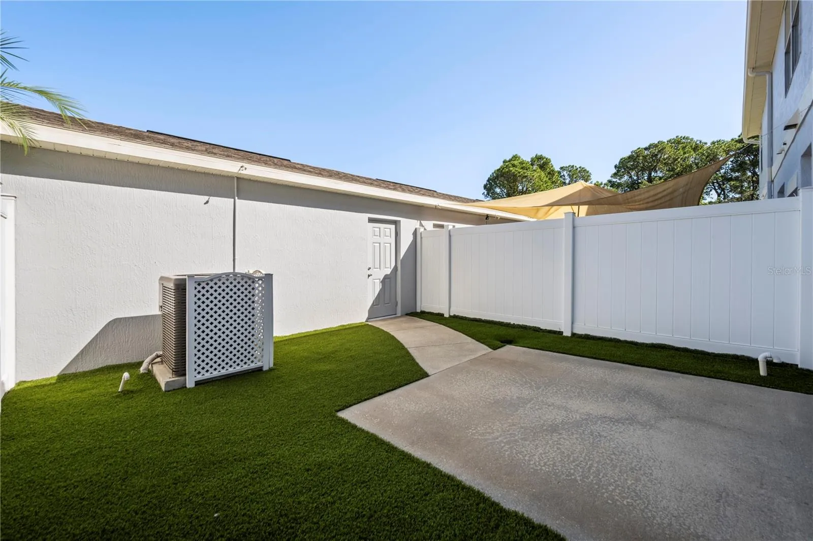 Courtyard privacy