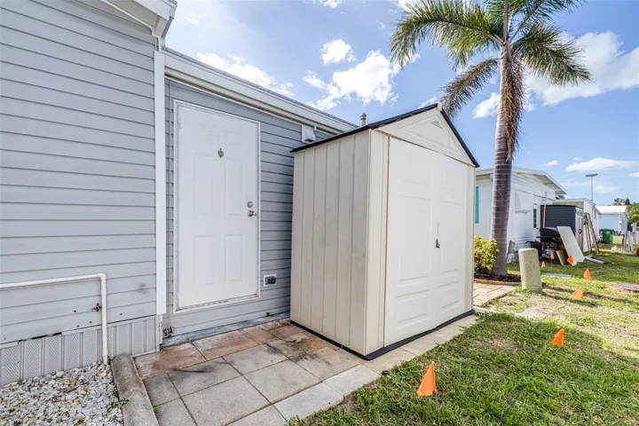 Shed