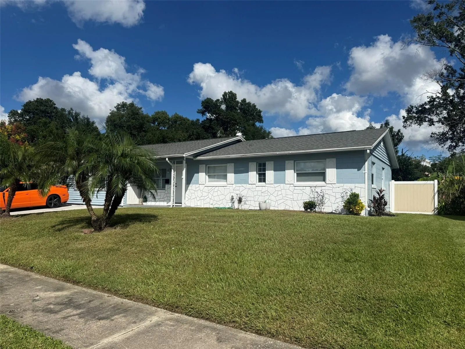 3227 Wallington Dr