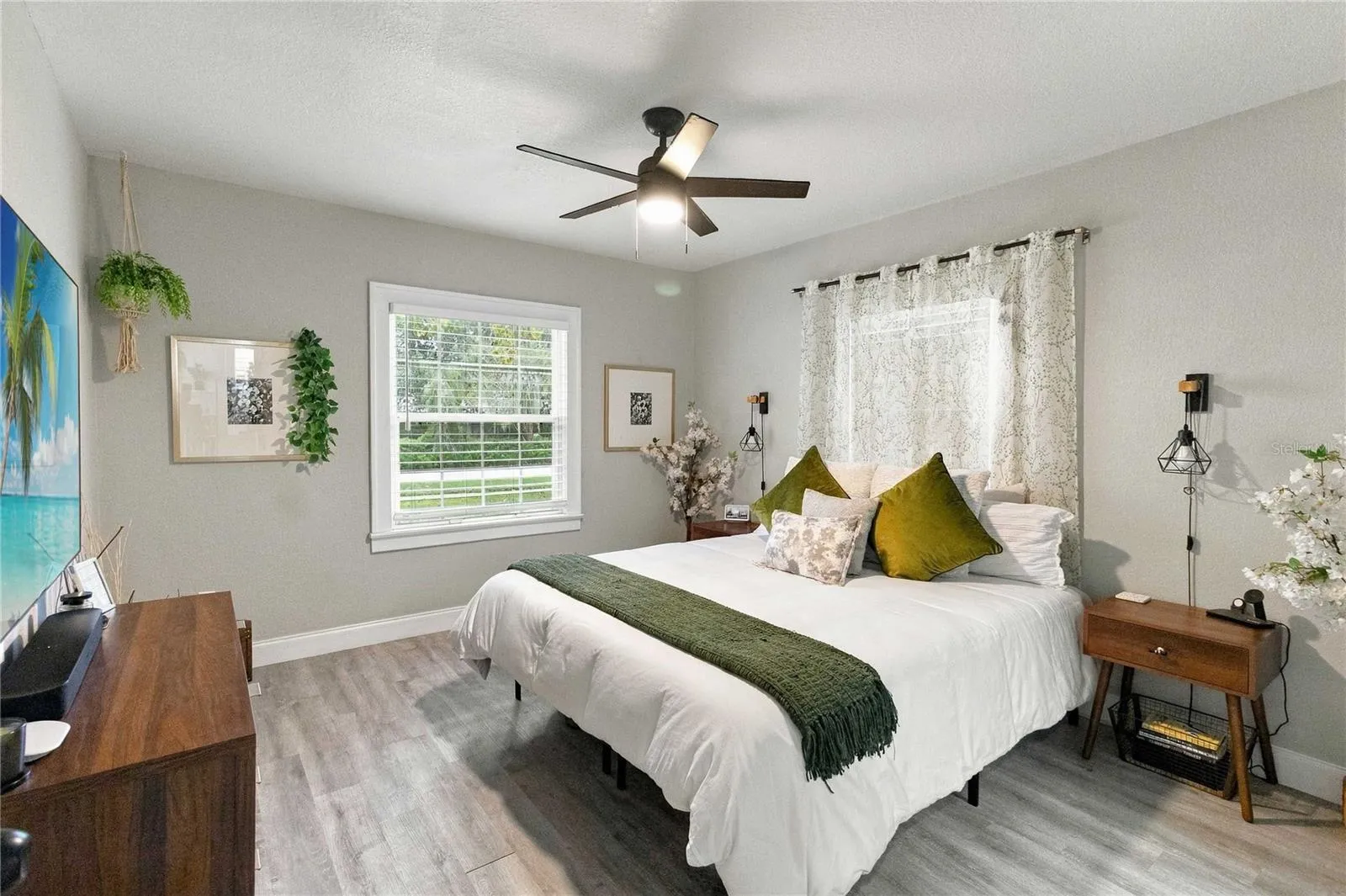 Primary bedroom, located on the first floor