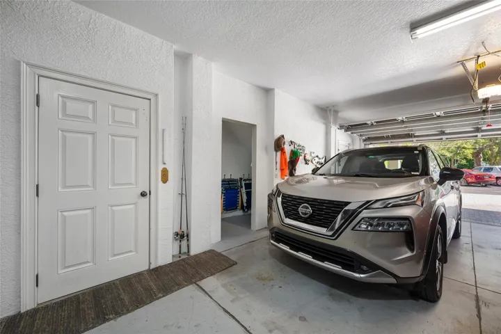 Oversized 2 car garage / elevator door