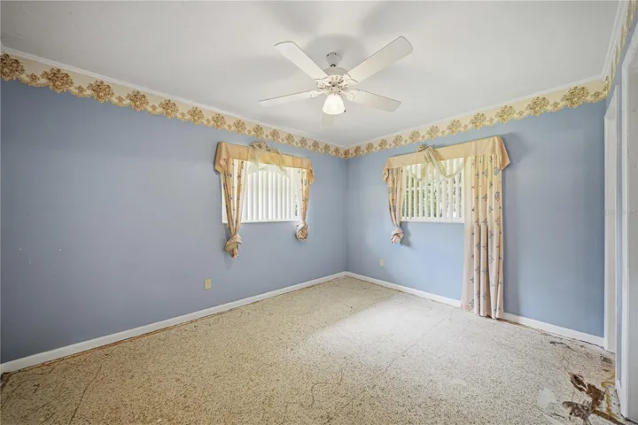 Bedroom 2 w/ ensuite