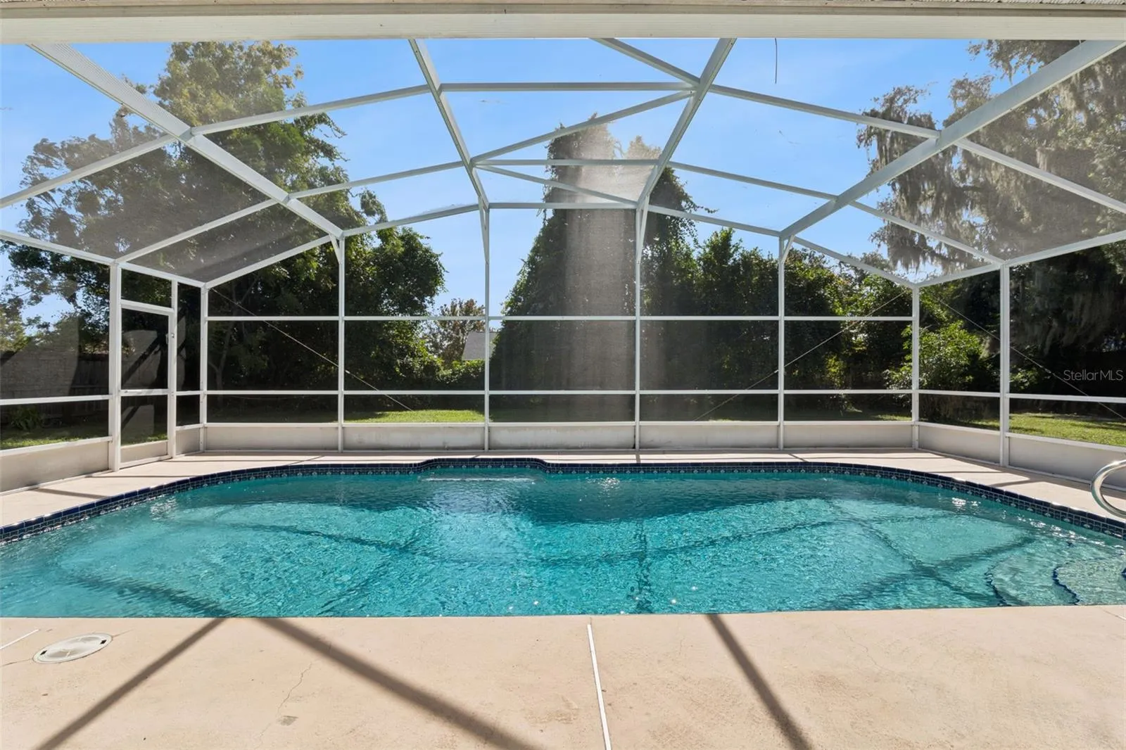Lots of pool deck for lounging