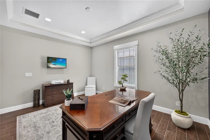Tray ceiling
