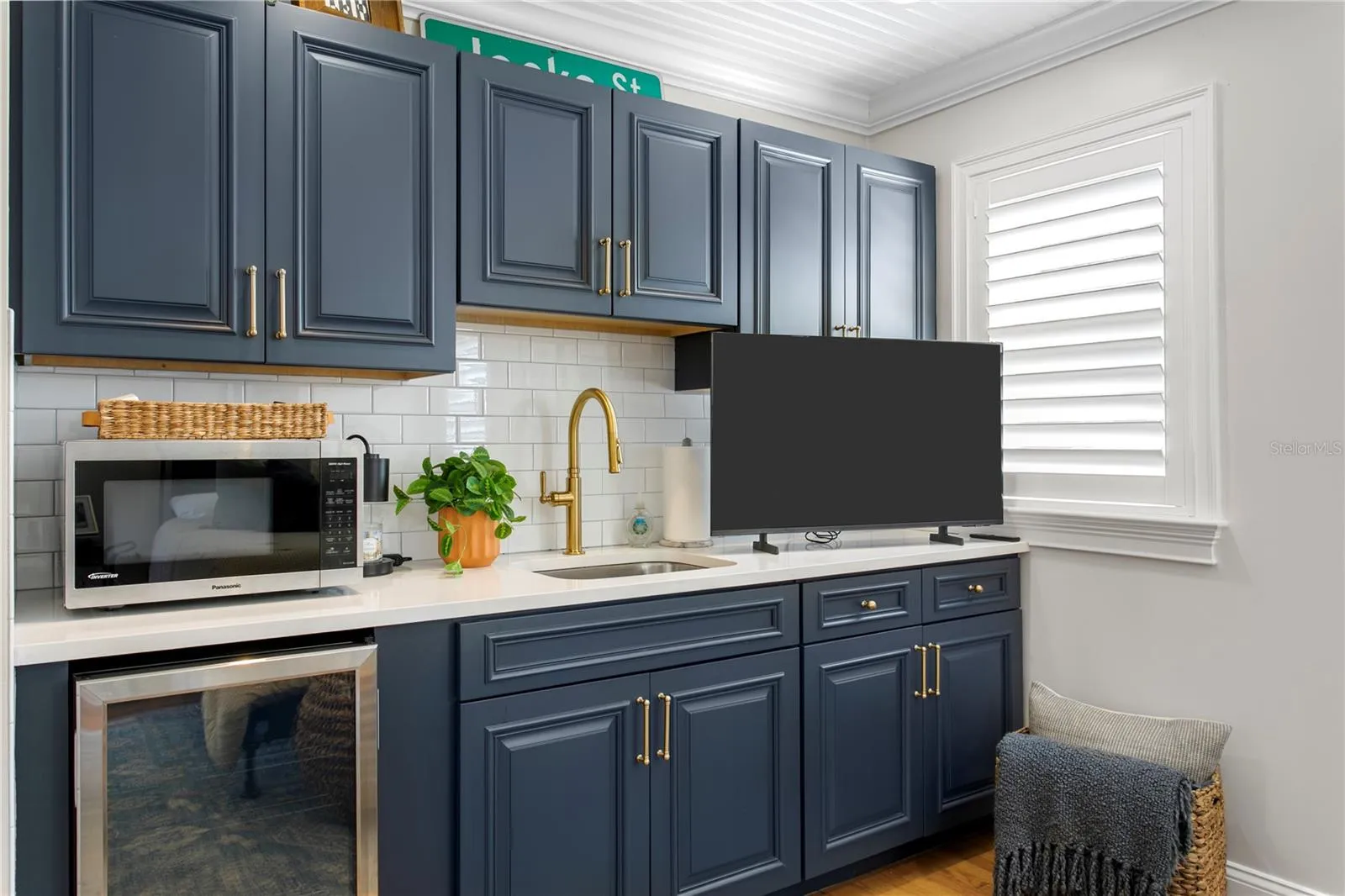 Sink, Microwave, Refrigerator is all you need