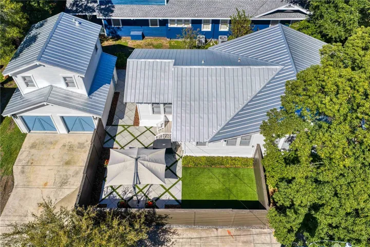 Corner Lot, Driveway, Garage, Hyde Park Dream
