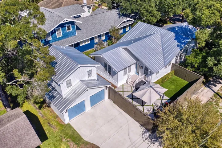 New Metal Roof, New HVAC, New Paint. MOVE