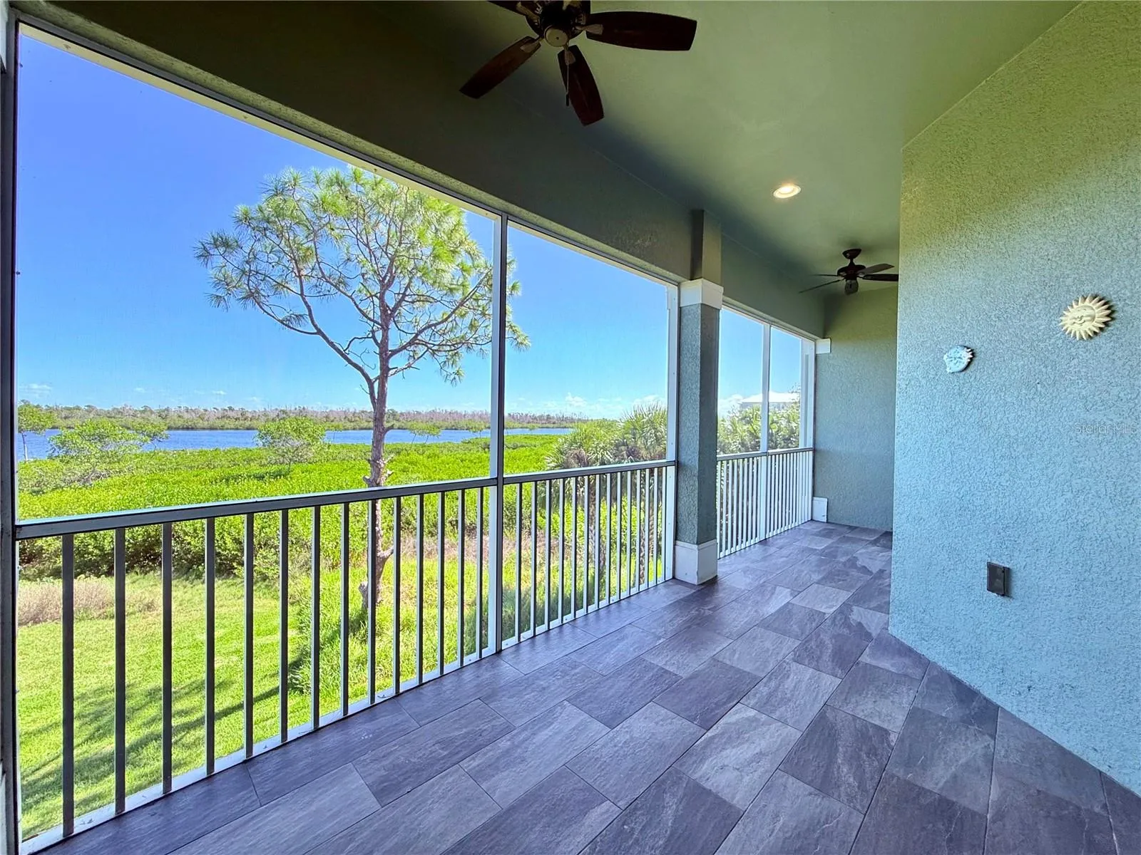 2nd floor balcony with tiled flooring!