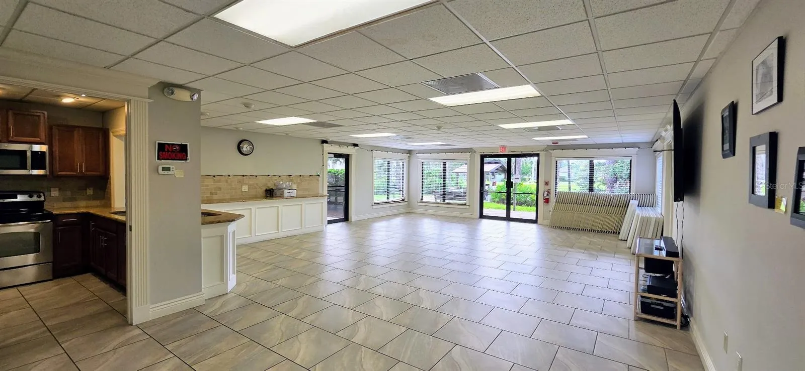 Clubhouse, Entertainment Room