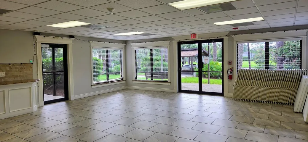 Clubhouse, Entertainment Room