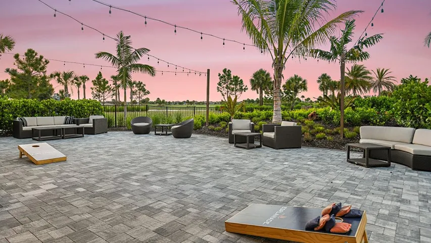 Esplanade at McKinnon Groves Community ~ Proposed Amenity