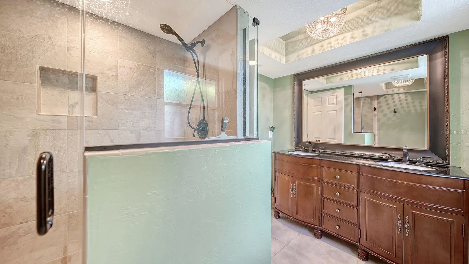 Guest Bathroom with Walk-in-Shower & Dual Sinks