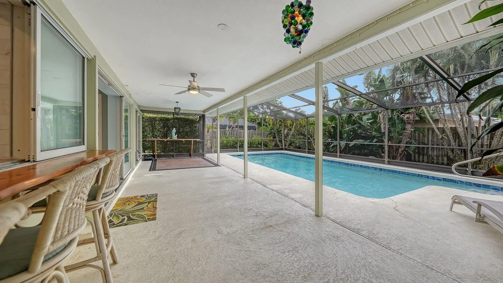 Large Covered Lanai overlooking the Pool!