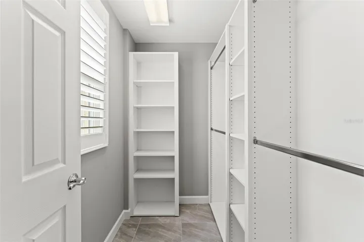 Custom closet