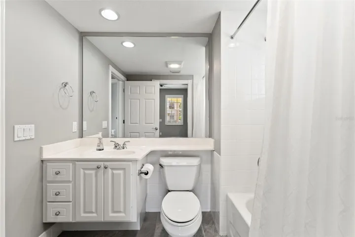 Ensuite bathroom