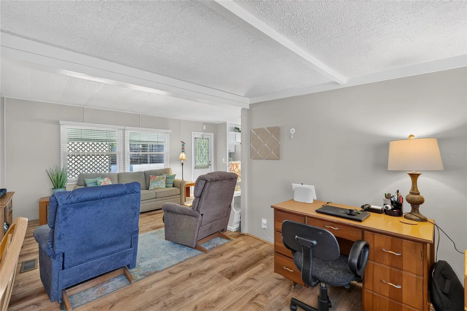Den/Office/Living room