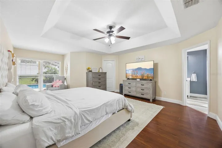 1505 Grassy Ridge Ln - primary bedroom & sitting nook
