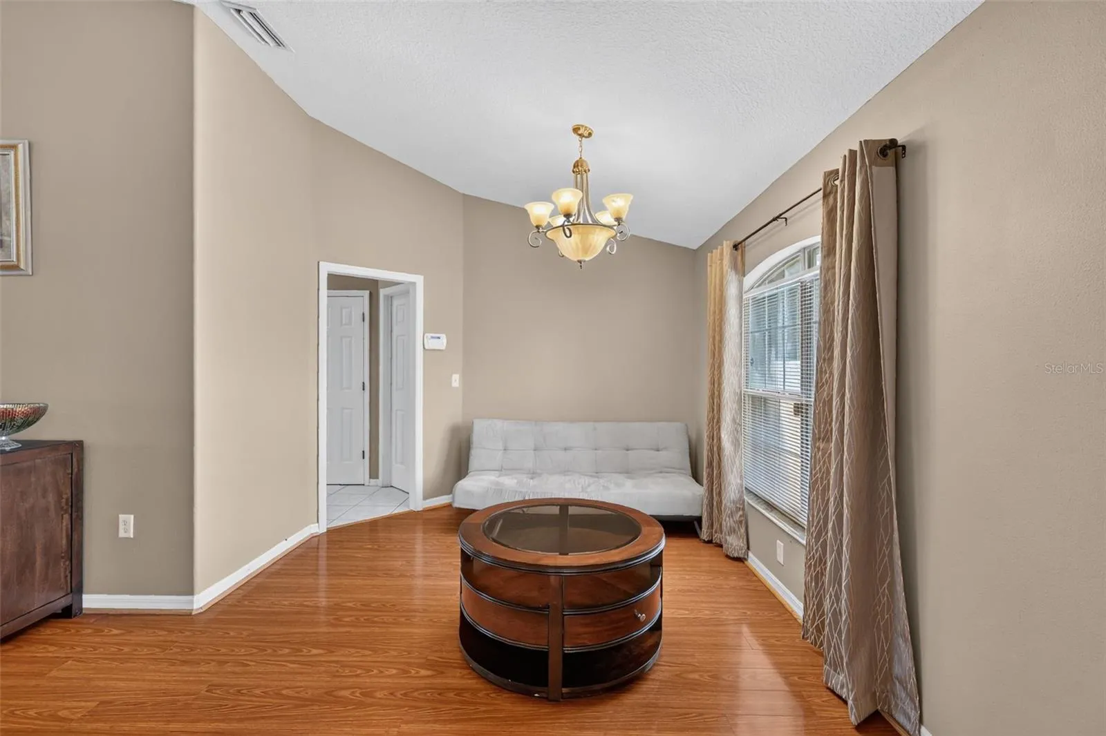 Formal Dining (owner used as a sitting room)
